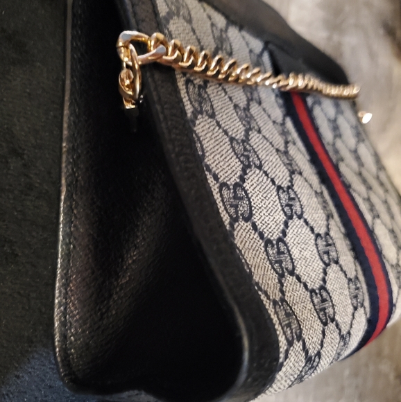 ***Sold Via Mercari*** Authentic Gucci Sherry Line & Dustbag - Picture 12 of 16